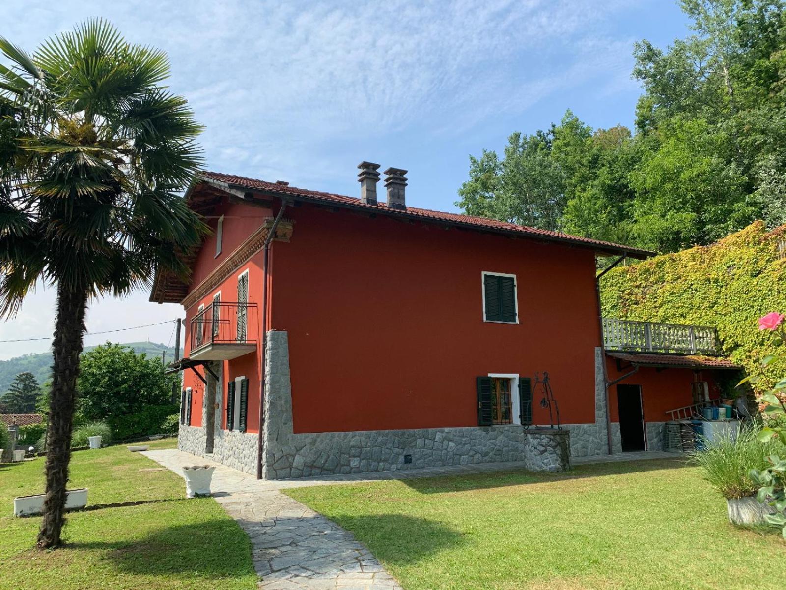 Ferienwohnung Bricco Nebbiolo Neviglie Exterior foto